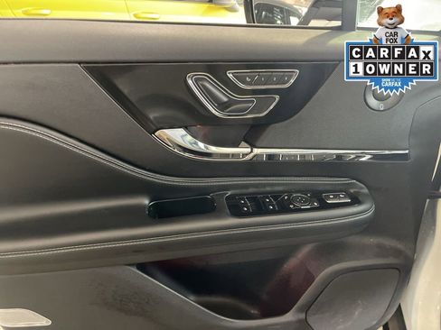 Used 2022 Lincoln Corsair Reserve w/ Equipment Group 201A image 10