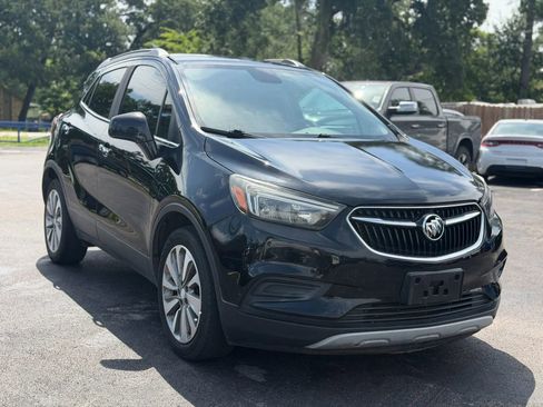 Used 2020 Buick Encore Preferred FWD image 5