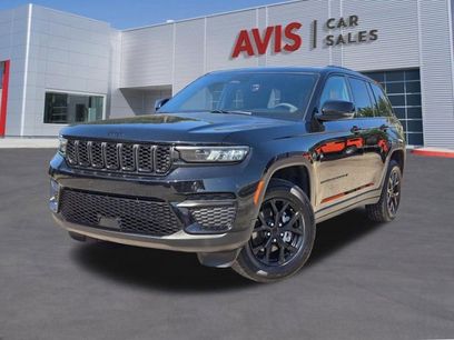 Used 2025 Jeep Grand Cherokee Altitude