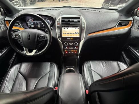 Used 2018 Lincoln MKC Select w/ Select Plus Package FWD image 10