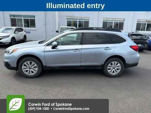 Used 2017 Subaru Outback 2.5i Premium AWD/4WD image 9