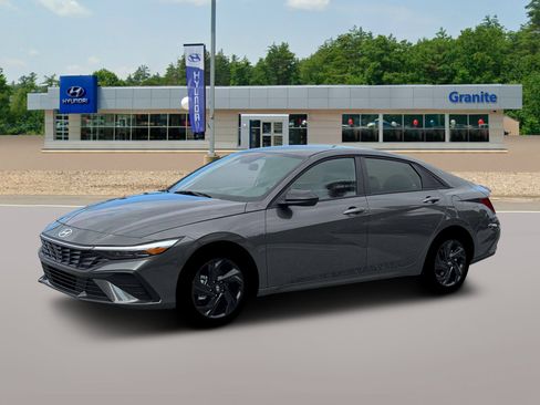 New 2026 Hyundai Elantra Sport image 2