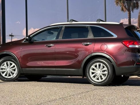 Used 2016 Kia Sorento FWD w/ LX Convenience Package image 6