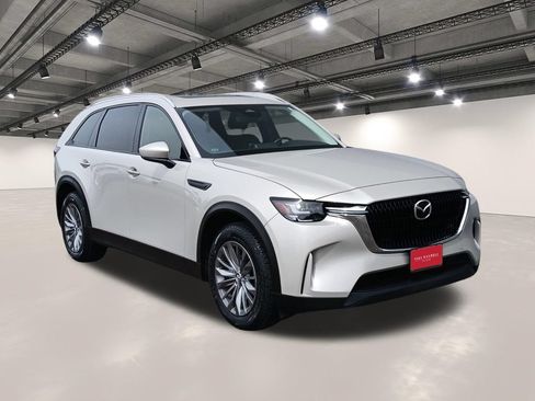 Used 2024 MAZDA CX-90 3.3 Turbo w/ Preferred Package AWD/4WD image 2