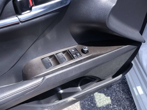Used 2024 Toyota Camry XSE FWD image 14