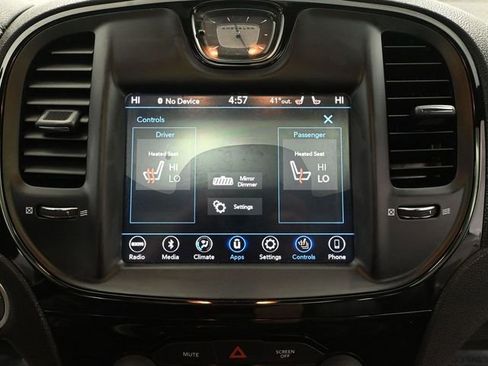 Used 2018 Chrysler 300 S w/ Beats Audio Group image 32