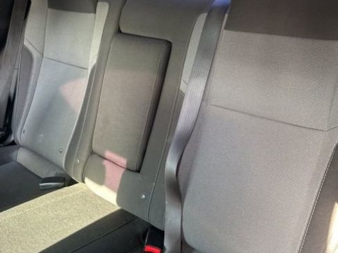 Used 2016 Dodge Challenger R/T image 19