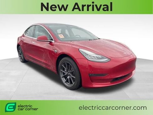 Used 2018 Tesla Model 3 Long Range image 1