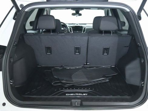 Used 2024 Chevrolet Equinox LT FWD image 29