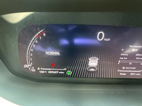 Used 2023 Acura MDX SH-AWD w/ Technology Package image 10