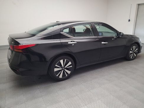 Used 2022 Nissan Altima 2.5 SV image 10