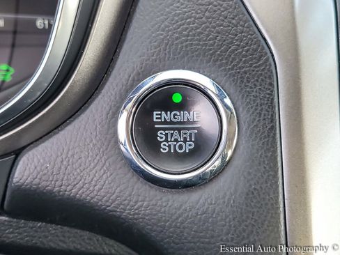 Used 2020 Ford Fusion SE image 20