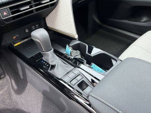 New 2026 Toyota Camry XLE w/ Premium Package AWD/4WD image 20