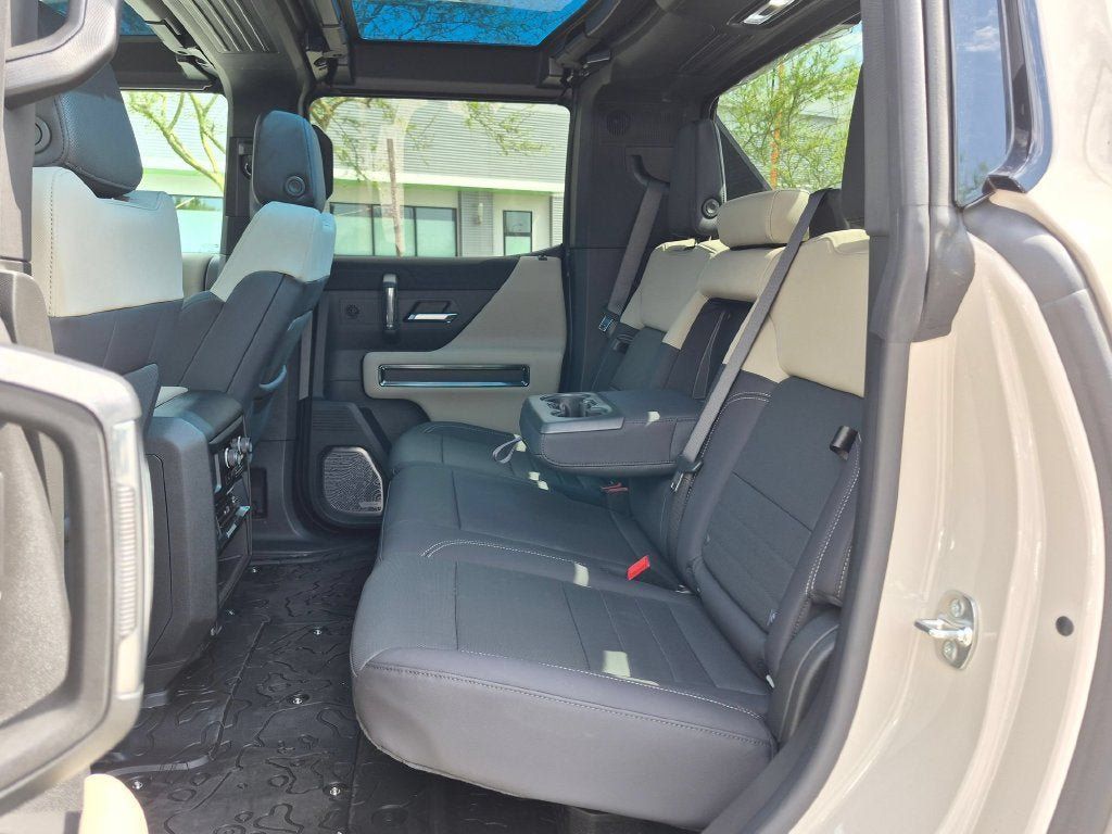 New 2026 GMC Hummer EV 4x4 Crew Cab w/ LPO, Sport Package image 22
