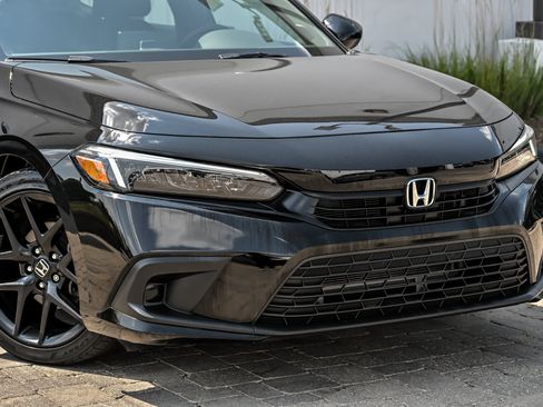 Used 2024 Honda Civic Sport image 2