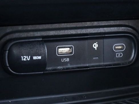 Used 2024 Kia Sportage EX image 29