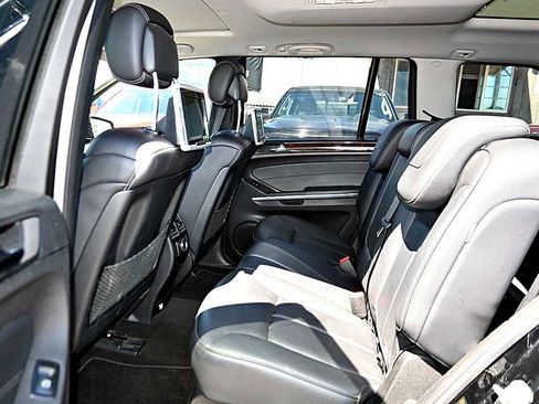 Used 2012 Mercedes-Benz GL 450 4MATIC image 11