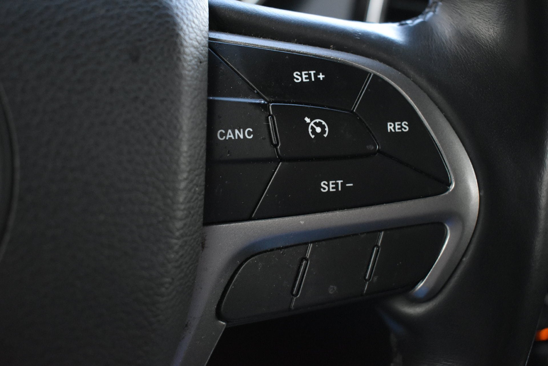 Used 2022 Jeep Grand Cherokee Laredo X AWD/4WD image 22