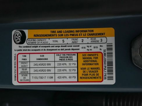 Used 2023 Lincoln Corsair Reserve w/ Equipment Group 201A image 23