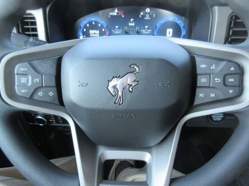 New 2025 Ford Bronco 4-Door image 30