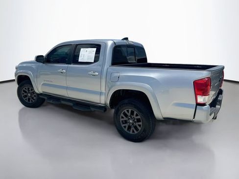 Used 2023 Toyota Tacoma SR5 w/ Technology Package RWD image 6