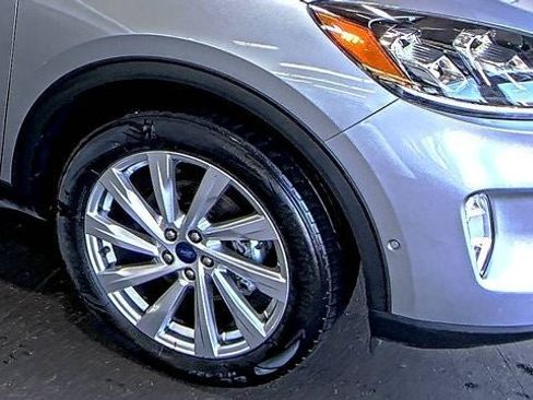 Used 2022 Ford Escape Titanium w/ Titanium Elite Package AWD/4WD image 19