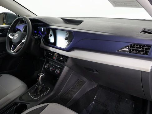 Used 2022 Volkswagen Taos SE image 9