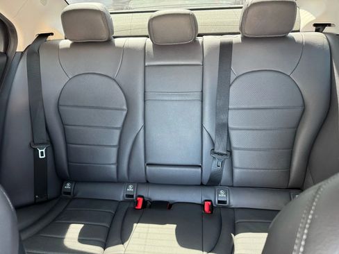 Used 2019 Mercedes-Benz C 300 Sedan w/ Premium Package image 23
