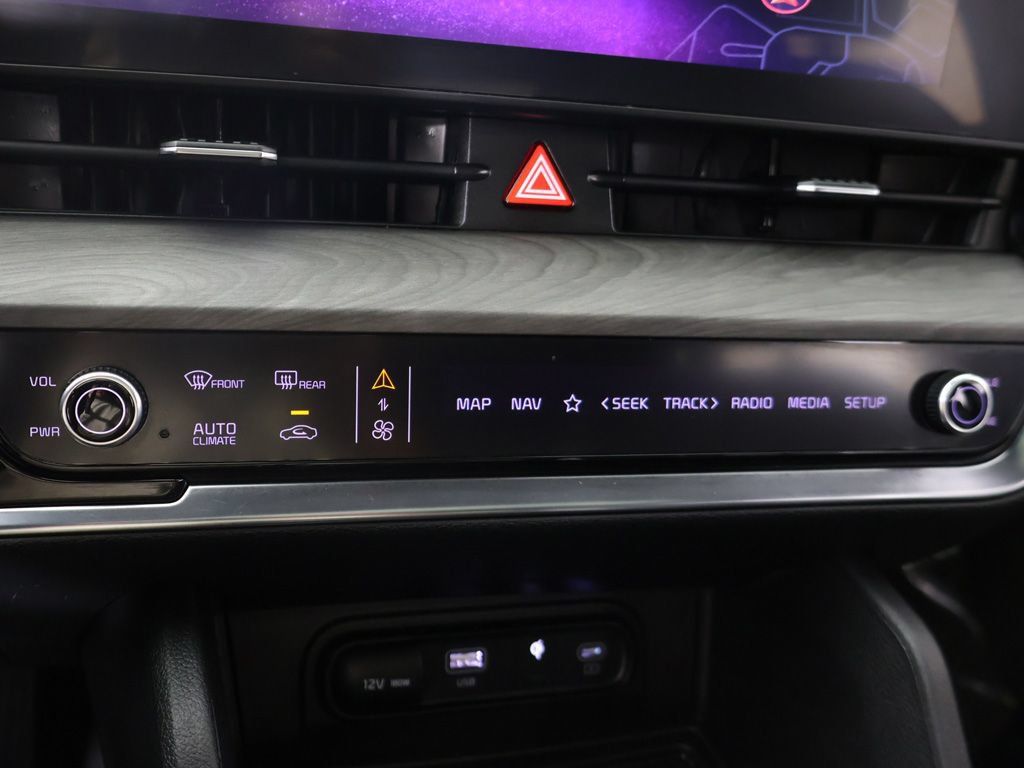 Certified 2024 Kia Sportage X-Line w/ X-Line Premium Package AWD/4WD image 51