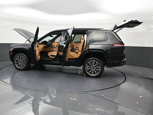Used 2021 Jeep Grand Cherokee L Summit AWD/4WD image 36