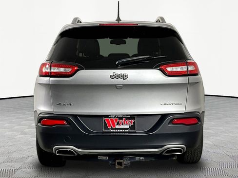 Used 2015 Jeep Cherokee Limited w/ Luxury Group AWD/4WD image 5