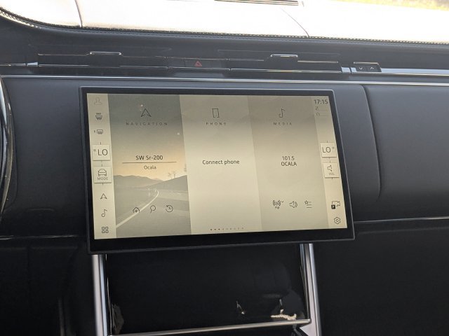 New 2026 Land Rover Range Rover Long Wheelbase SE AWD/4WD image 18