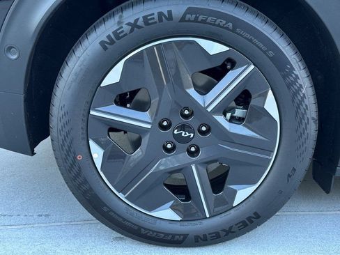 New 2025 Kia EV6 Light w/ Light LR Technology Package image 7