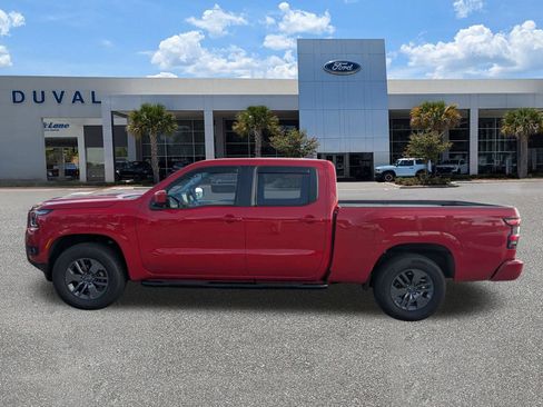 Used 2025 Nissan Frontier SV w/ SV Convenience Package AWD/4WD image 7