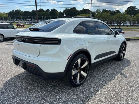 Used 2024 Porsche Macan 4 Electric AWD/4WD image 5