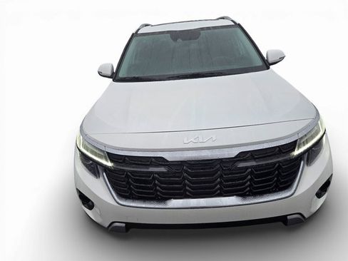 New 2026 Kia Seltos EX image 9