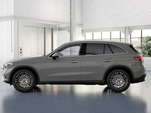 Used 2026 Mercedes-Benz GLC 300 4MATIC image 29