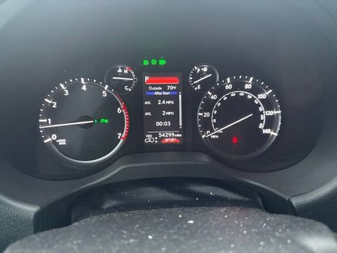 Used 2022 Lexus GX 460 Luxury w/ Accessory Package AWD/4WD image 13