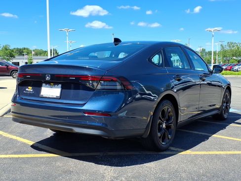 Certified 2025 Honda Accord SE image 12