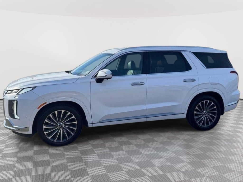 Used 2023 Hyundai Palisade Calligraphy w/ Cargo Package AWD/4WD image 7
