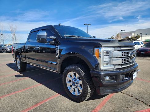 Used 2019 Ford F350 Platinum w/ Platinum Ultimate Package image 6