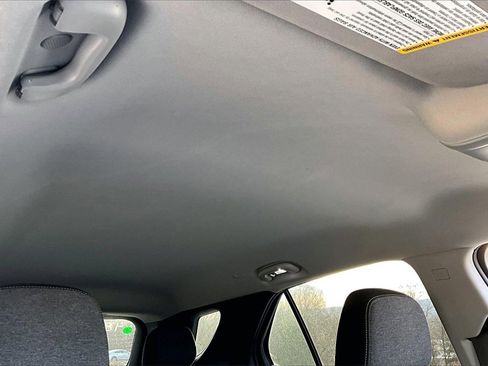 Used 2023 Chevrolet Equinox LT w/ LPO, Floor Liner Package image 20