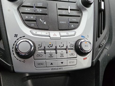 Used 2013 Chevrolet Equinox LS FWD image 7