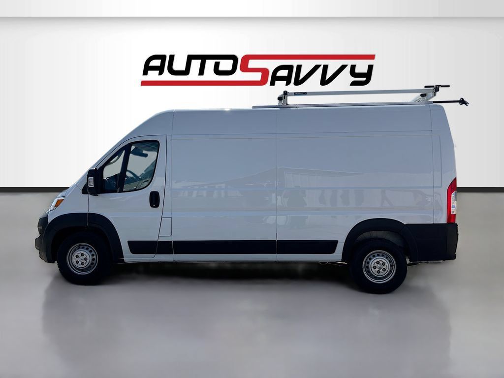 Used 2024 RAM ProMaster 2500 w/ Safety Group FWD image 4