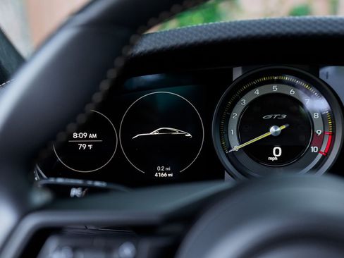 Used 2022 Porsche 911 GT3 RWD image 17