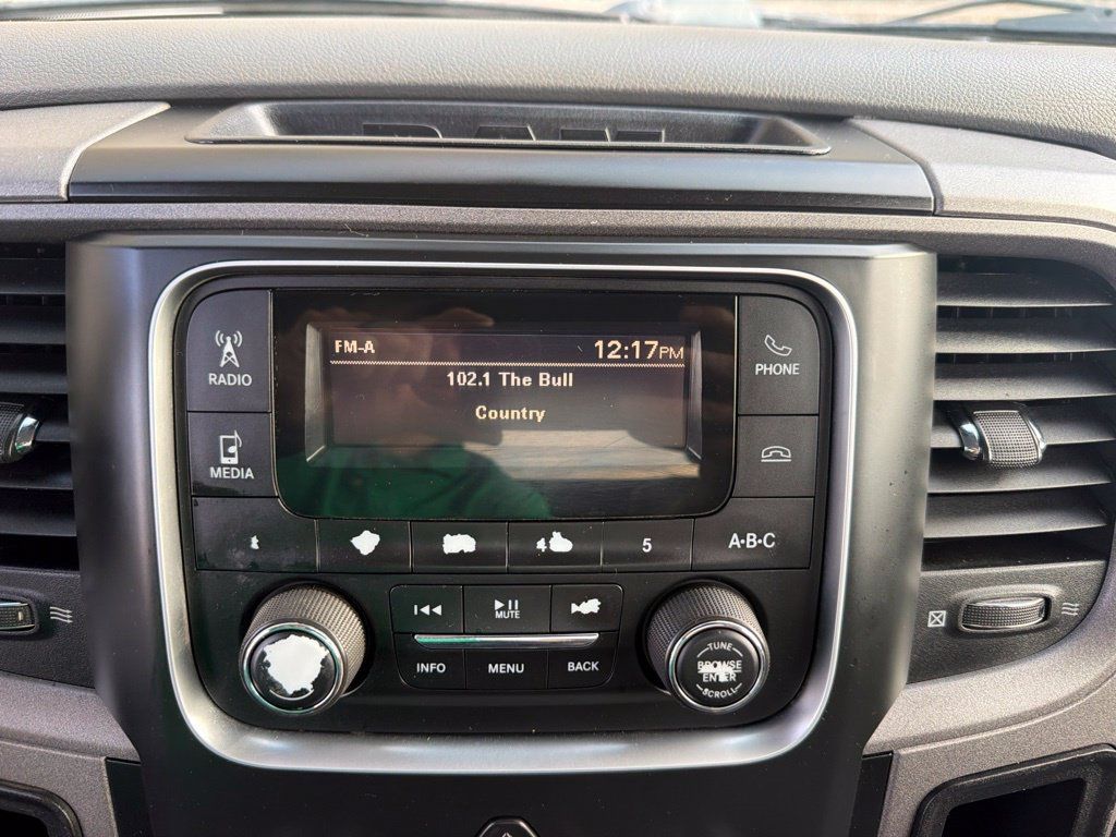 Used 2017 RAM 3500 Tradesman AWD/4WD image 32