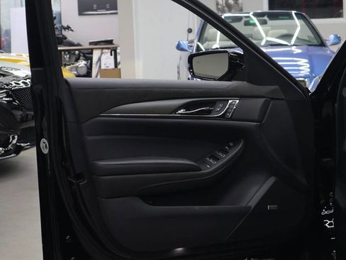 Used 2019 Cadillac CTS V w/ Luxury Package image 19