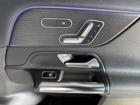 Used 2021 Mercedes-Benz GLA 250 4MATIC image 18