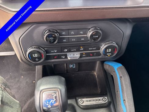 Used 2023 Ford Bronco Outer Banks AWD/4WD image 23