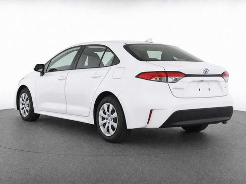 Certified 2023 Toyota Corolla LE w/ Carpet Mat Package (TMS) FWD image 3